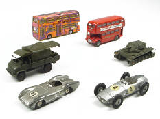 DINKY TOYS & DIVERS (6)