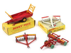 DINKY TOYS (GB) (4)