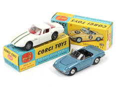 CORGI TOYS (GB) (2)