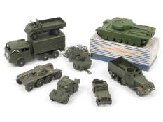 DINKY TOYS (FRANCE) (8)