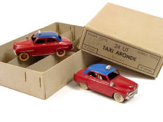 DINKY TOYS (FRANCE) (3)