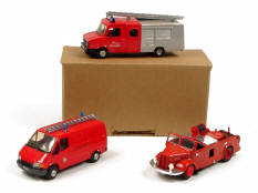 ROXLEY MODELS & SILHOUETTE (3)