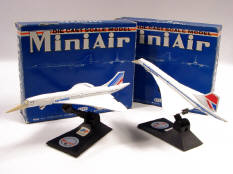 MODERN TOYS (JAPAN) (2)