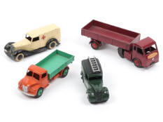 DINKY TOYS (GB) (4)