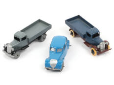 DINKY TOYS (FRANCE) (3)