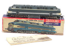 HORNBY 'HO' (1)