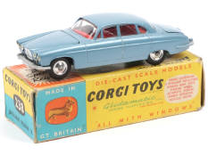 CORGI TOYS (GB) (1)