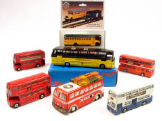 DINKY TOYS GB & DIVERS (7)