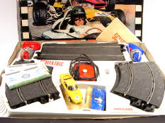 SCALEXTRIC (1)