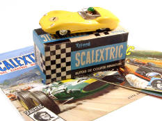 SCALEXTRIC (1)