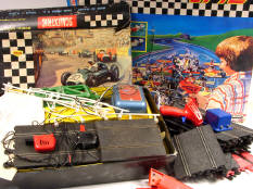 SCALEXTRIC (2)