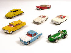CORGI TOYS & DIVERS (7)