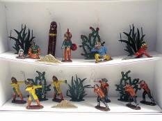 FIGURINES DIVERS (1)