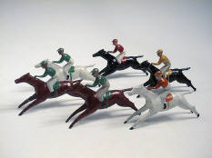 FIGURINES DIVERS (1)