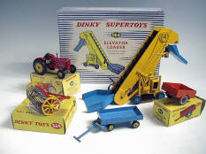 DINKY TOYS (GB) (5)