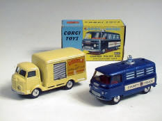 CORGI TOYS (2)