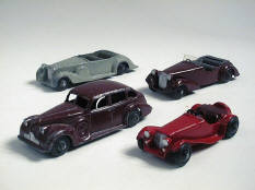 DINKY TOYS (GB) (4)