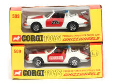 CORGI TOYS (GB) (2)