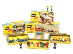 CORGI TOYS (GB) (6)