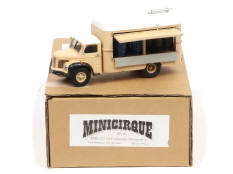 MINICIRQUE (FRANCE) (1)