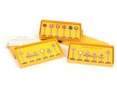 DINKY TOYS (FRANCE) (3)