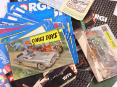 CORGI TOYS (GB) (1)