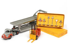 DINKY TOYS (FRANCE) (3)