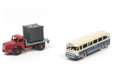 DINKY TOYS (FRANCE) (2)