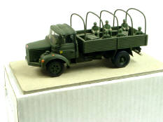 PARADE (FRANCE) (1)