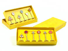 DINKY TOYS FRANCE (2)