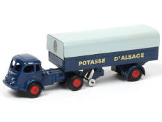 C.I.J. (FRANCE) (1)
