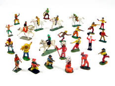 FIGURINES DIVERS (1)