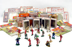 FIGURINES DIVERS (1)