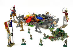 FIGURINES DIVERS (1)