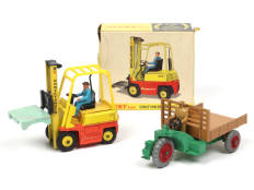 DINKY TOYS (GB) (2)