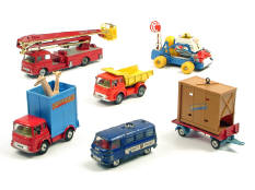 CORGI TOYS (GB) (6)
