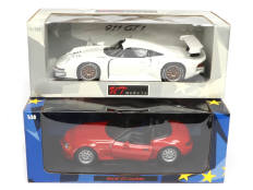 UT MODELS (ALLEMAGNE & CHINE) (2)