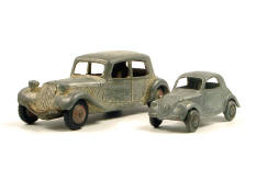 DINKY TOYS (FRANCE) (2)