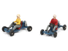 DINKY TOYS (FRANCE) (2)