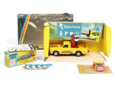 CORGI TOYS (GB) (2)