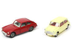 CORGI TOYS (GB) (2)