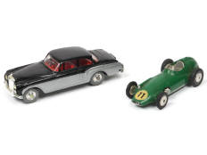 CORGI TOYS (GB) (2)