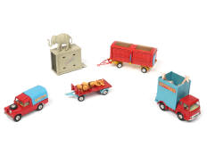 CORGI TOYS (GB) (4)