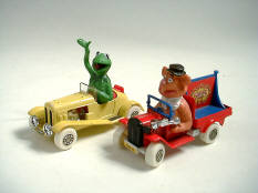 CORGI TOYS (GB) (2)