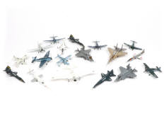 DIVERS (18)