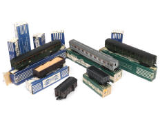 HORNBY 'HO' (10)