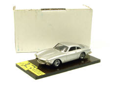 MODEL 43 (ITALY) (1)