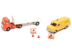 DINKY TOYS (GB) (2)