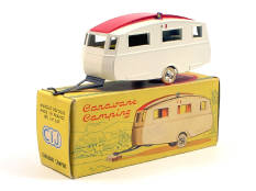 C.I.J. (FRANCE) (1)