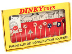 DINKY TOYS (FRANCE) (1)